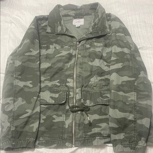 Women’s Camouflage Jacket, XL old navy